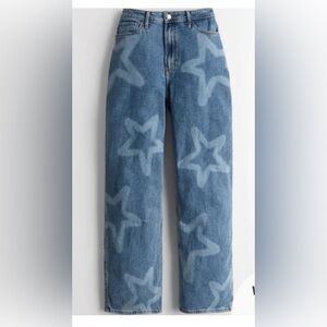 Hollister Blue Star Straight Leg Jeans size 27
High-rise dad Jean size 5 short